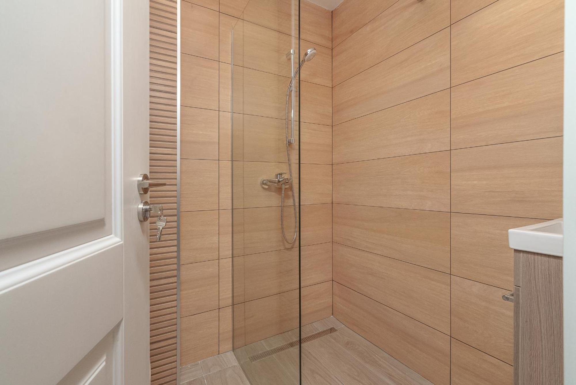 Spacious 3Br Retreat In Central Bucarest Extérieur photo